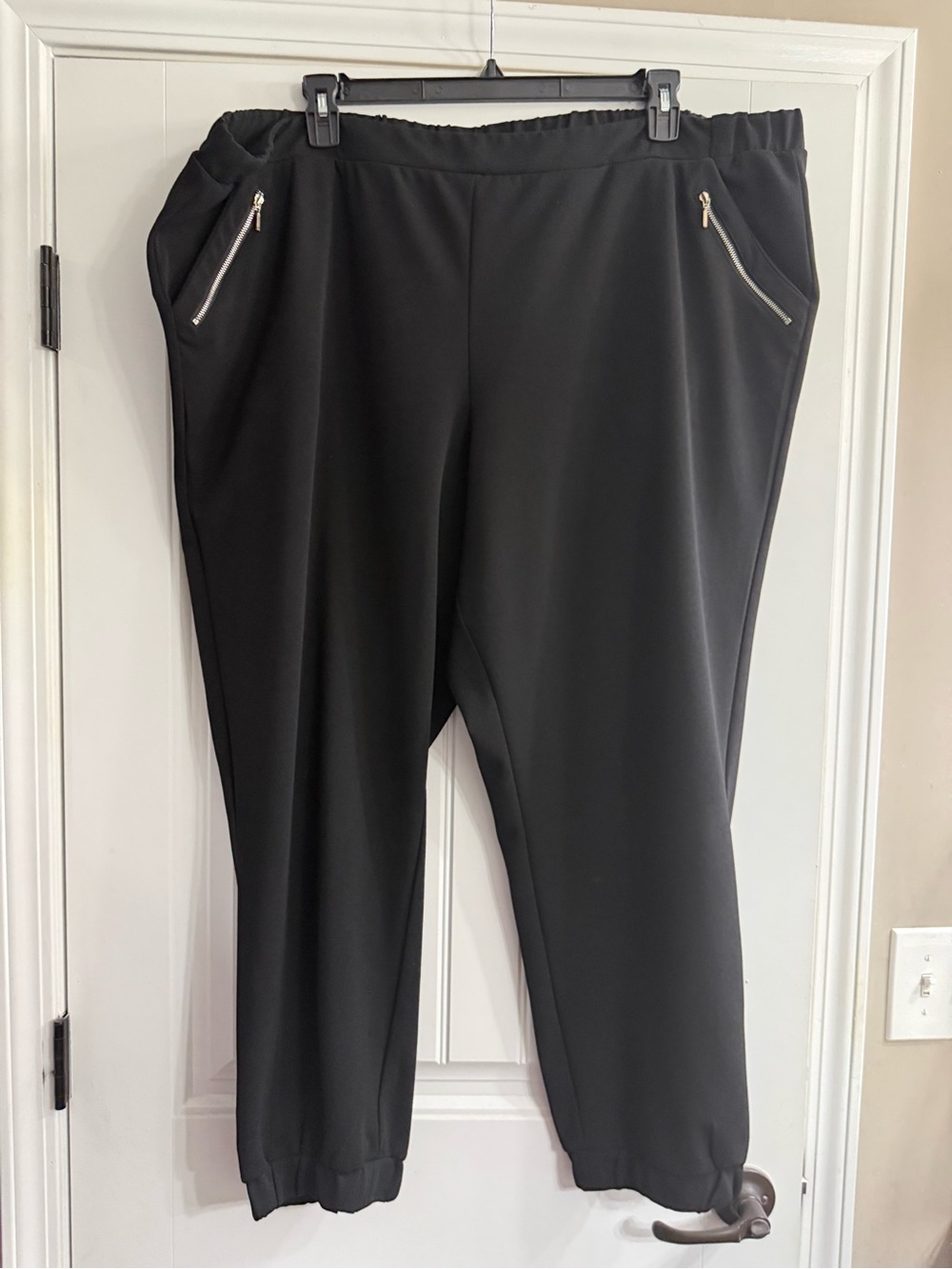 🎉 3 for $15 🎉  Maurice’s Black Women’s Pull-On Jogger Pants with Zip Pockets